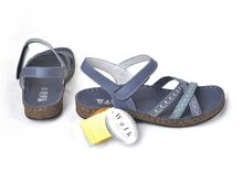 Walk in the city 3861 40943