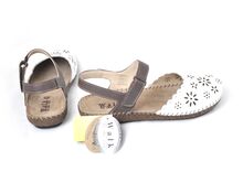 Walk in the city 7261 50411