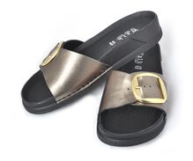 Walk in the city 7447 50530