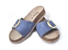 Walk in the city 7447 50530
