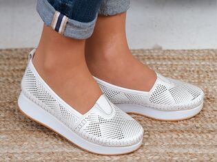 Petra Steyrer PS GOZO 26 050