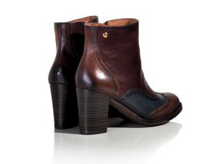 Pikolinos W9D-8607