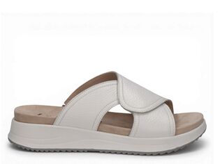 Caprice 9-27209-46 105