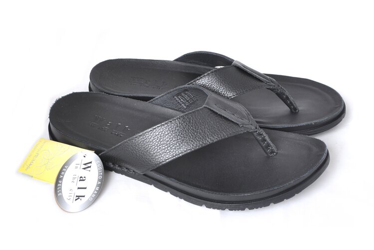 Walk in the city 868 39610